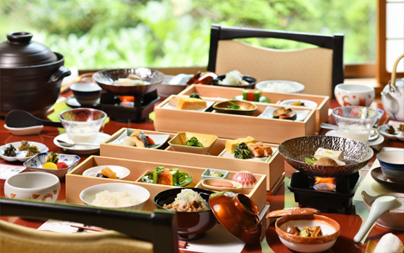 朝食